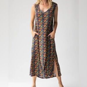 NWT Natural Life Hangout Cotton Midi Dress in Navy Olive Floral Size M